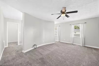 2040 Carlile Drive, Uniontown, OH 44685 - Photo 22