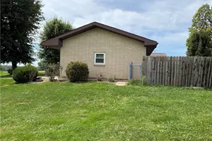 73305 Pleasant Grove Rd, St Clairsville, OH 43917 - Photo 4
