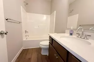 4292 Campus Ln, Willoughby, OH 44094 - Photo 14