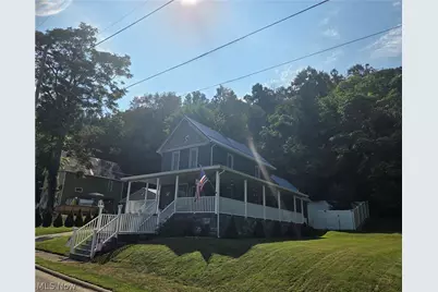 220 S Wardell Street, Uhrichsville, OH 44683 - Photo 2