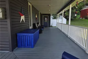 220 S Wardell St, Uhrichsville, OH 44683 - Photo 12