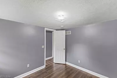 3071 Farmdale Road, Akron, OH 44312 - Photo 28