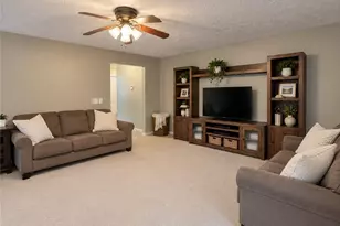3168 Pondview Dr, Ravenna, OH 44266 - Photo 12