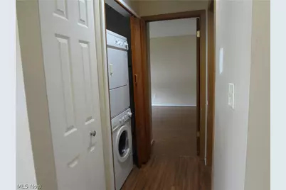 1910 Stoney Run Circle, Grandview Heights, OH 44147 - Photo 6