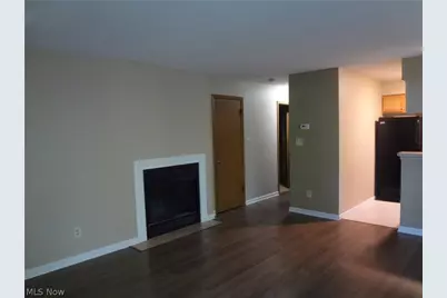 1910 Stoney Run Circle, Grandview Heights, OH 44147 - Photo 10