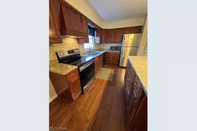 5225 Oakbriar Circle NE, Canton, OH 44705 - Photo 4