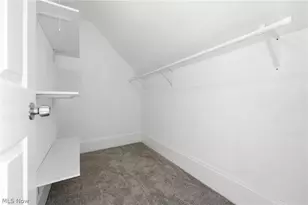 22955 Fairmount Blvd, Huber Heights, OH 44118 - Photo 20