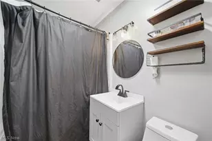 788 E Archwood Ave, Akron, OH 44306 - Photo 12