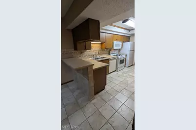 50 Stratford Green Drive #4, Canfield, OH 44406 - Photo 6