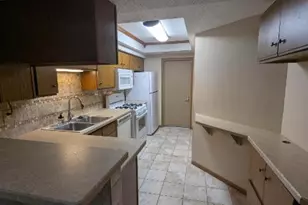 50 Stratford Green Dr, Canfield, OH 44406 - Photo 8