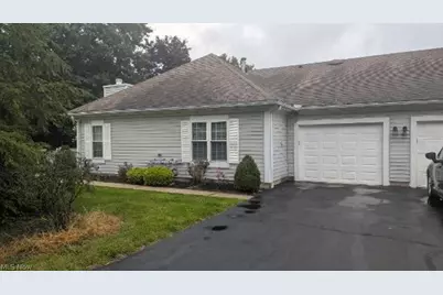 50 Stratford Green Drive #4, Canfield, OH 44406 - Photo 4
