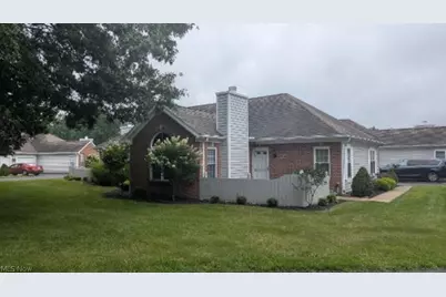 50 Stratford Green Drive #4, Canfield, OH 44406 - Photo 1