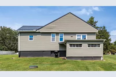 2450 Highland Road, Zanesville, OH 43701 - Photo 34