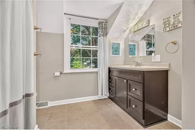 1901 Devonshire Drive NW, Canton, OH 44708 - Photo 18
