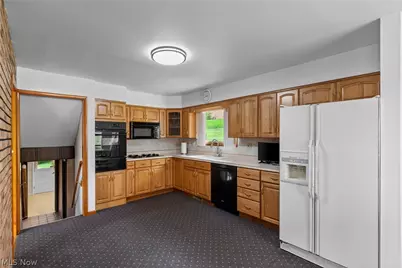 405 N 10th Street, Martins Ferry, OH 43935 - Photo 12