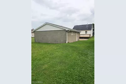 509 Sexton Street, Struthers, OH 44471 - Photo 26