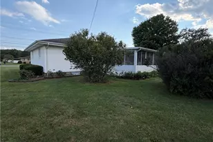 6063 E State Rd, Newcomerstown, OH 43832 - Photo 26