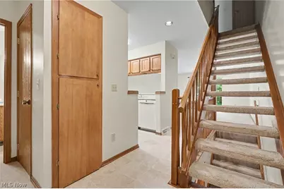 2466 Wrens Drive S, Stow, OH 44224 - Photo 4