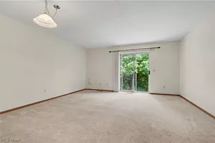 2466 Wrens Dr S, Stow, OH 44224 - Photo 8