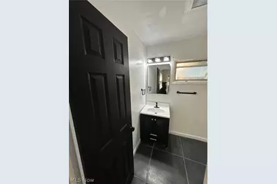 3660 E 76th Street #Down, Loveland, OH 44105 - Photo 10