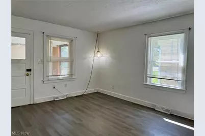 1670 Williams Street, Cuyahoga Falls, OH 44221 - Photo 6