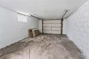 1916 29th St NW, Canton, OH 44709 - Photo 32