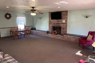 1286 Pembrooke Dr, Salem, OH 44460 - Photo 38