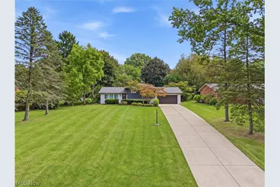 7474 Woodcrest Avenue NE, Canton, OH 44721 - Photo 1