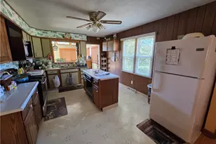 161 Benson Ln, Steubenville, OH 43952 - Photo 8
