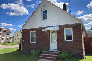 2833 Daleford Ave NE, Canton, OH 44705 - Photo 2