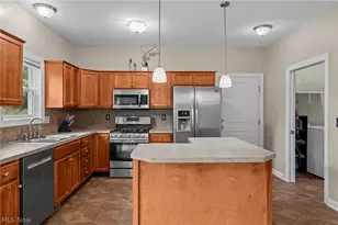 630 Sunset View Blvd, Tallmadge, OH 44278 - Photo 18