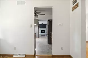 3150 Heatherbrae Dr, Poland, OH 44514 - Photo 8