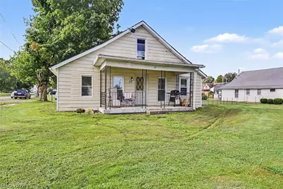 57 W 1st Street, Frazeysburg, OH 43822 - Photo 2