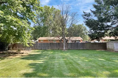 204 Sutton Avenue NE, North Canton, OH 44720 - Photo 32