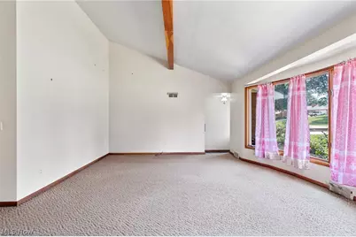 204 Sutton Avenue NE, North Canton, OH 44720 - Photo 6