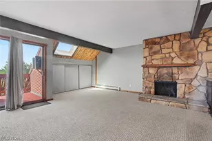 1605 Treetop Trail, Akron, OH 44313 - Photo 10
