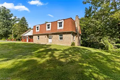 271 Seneca Street, Weirton, WV 26062 - Photo 2