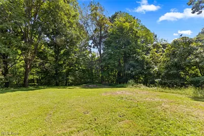 271 Seneca Street, Weirton, WV 26062 - Photo 34
