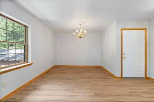 21530 Lexington Rd, Alliance, OH 44601 - Photo 16