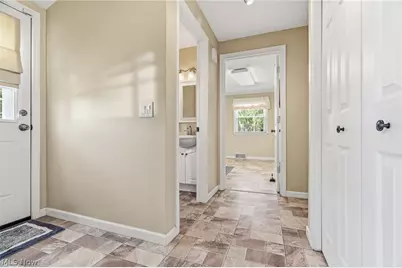 2215 Tamarack Circle NE, Canton, OH 44721 - Photo 20