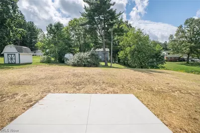 4327 Skycrest Drive NW, Canton, OH 44718 - Photo 36