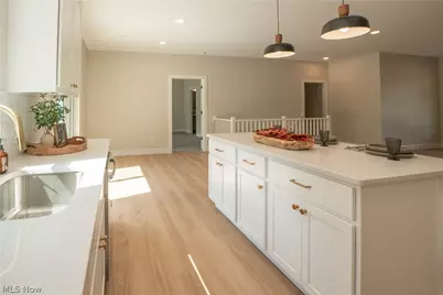 4327 Skycrest Drive NW, Canton, OH 44718 - Photo 14