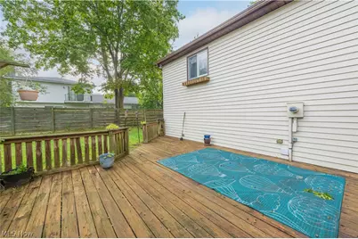 4417 Queen Anne Avenue, Lorain, OH 44052 - Photo 40