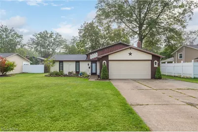 4417 Queen Anne Avenue, Lorain, OH 44052 - Photo 1