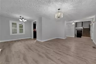 4417 Queen Anne Ave, Lorain, OH 44052 - Photo 8
