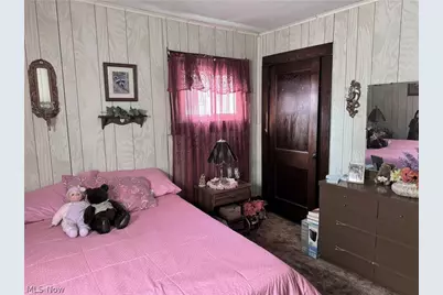 314 W 3rd Street, Uhrichsville, OH 44683 - Photo 22