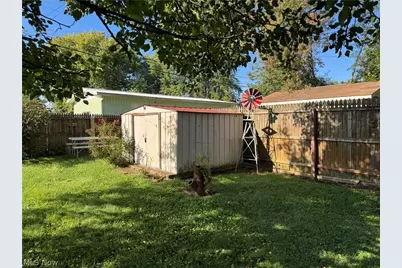 314 W 3rd Street, Uhrichsville, OH 44683 - Photo 28
