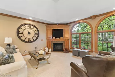 8261 Mackenzie Avenue NW, North Canton, OH 44720 - Photo 4