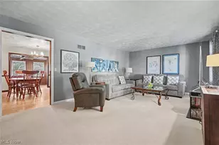 3061 Palmarie Dr, Poland, OH 44514 - Photo 10