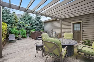 3061 Palmarie Dr, Poland, OH 44514 - Photo 34